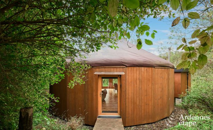 Ger�umige Jurte f�r 4 Personen in Aywaille mit Holzpelletofen und Privatgarten mit Terrasse