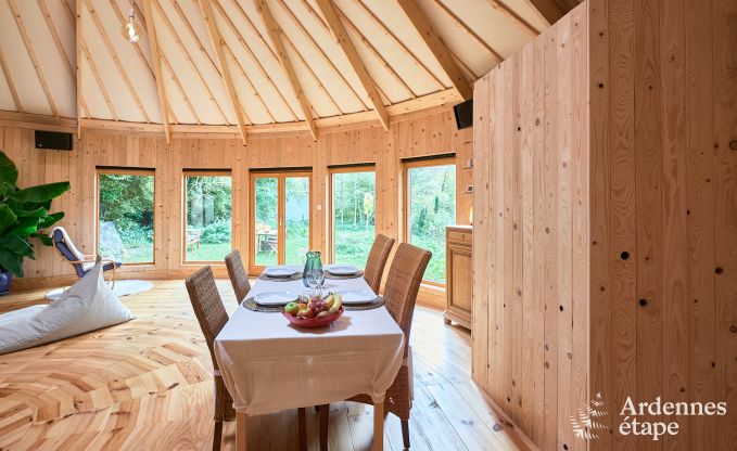 Ger�umige Jurte f�r 4 Personen in Aywaille mit Holzpelletofen und Privatgarten mit Terrasse