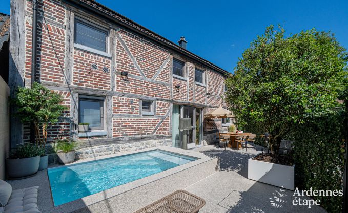 Luxuri�ses Ferienhaus in Baillonville f�r 6 Personen mit Wellness und beheiztem Schwimmbad