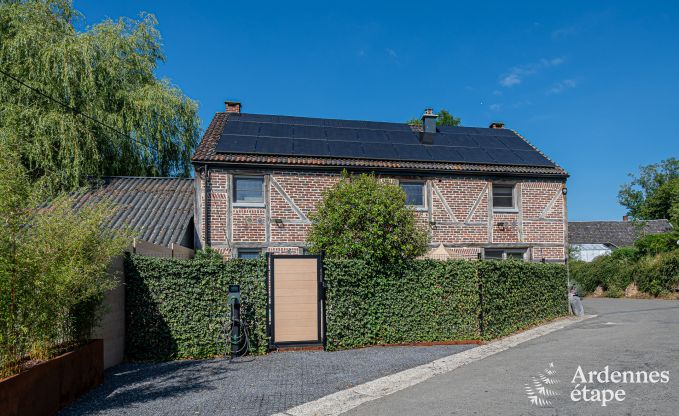 Luxuri�ses Ferienhaus in Baillonville f�r 6 Personen mit Wellness und beheiztem Schwimmbad