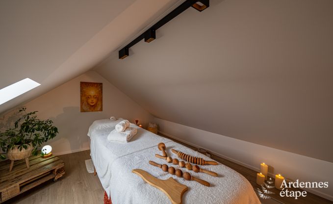 Luxuri�ses Ferienhaus in Baillonville f�r 6 Personen mit Wellness und beheiztem Schwimmbad