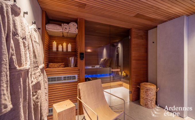 Luxuri�ses Ferienhaus in Baillonville f�r 6 Personen mit Wellness und beheiztem Schwimmbad