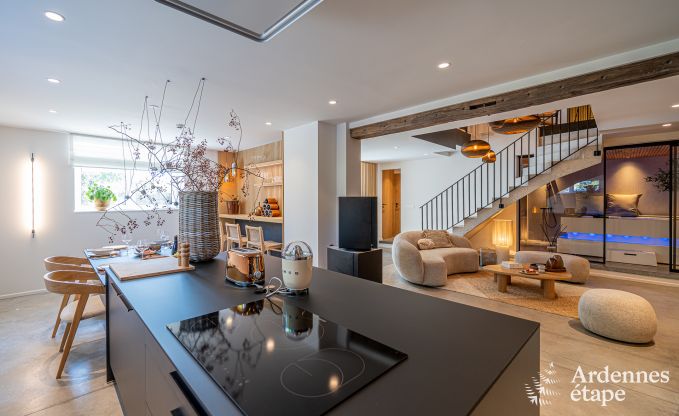 Luxuri�ses Ferienhaus in Baillonville f�r 6 Personen mit Wellness und beheiztem Schwimmbad