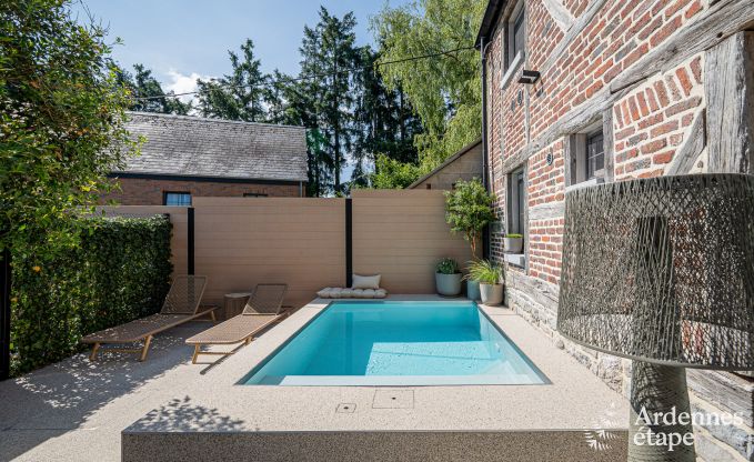 Luxuri�ses Ferienhaus in Baillonville f�r 6 Personen mit Wellness und beheiztem Schwimmbad