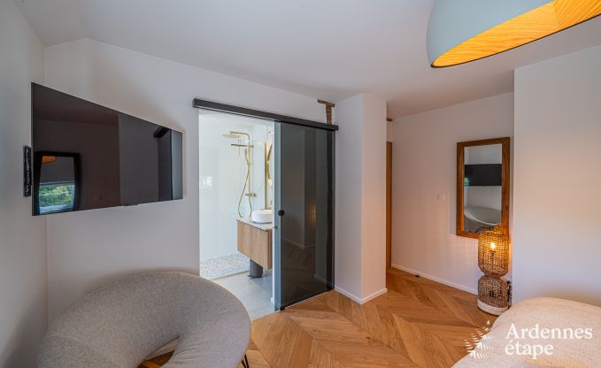 Luxuri�ses Ferienhaus in Baillonville f�r 6 Personen mit Wellness und beheiztem Schwimmbad