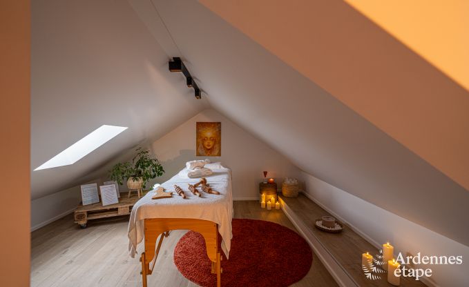 Luxuri�ses Ferienhaus in Baillonville f�r 6 Personen mit Wellness und beheiztem Schwimmbad