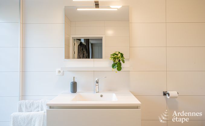 Romantische Suite f�r 2 Personen in Barvaux: luxuri�se Einrichtungen, Sauna und Jacuzzi in den Ardennen