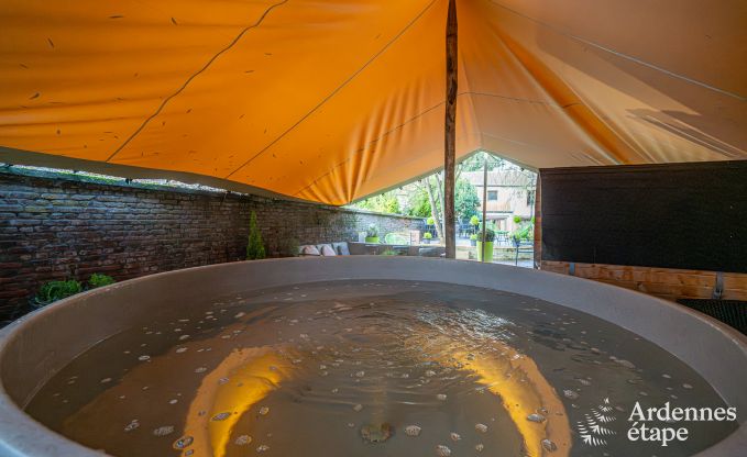 Romantische Suite f�r 2 Personen in Barvaux: luxuri�se Einrichtungen, Sauna und Jacuzzi in den Ardennen