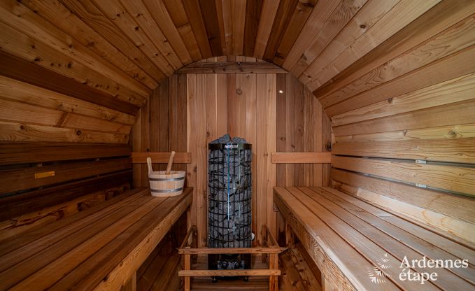 Romantische Suite f�r 2 Personen in Barvaux: luxuri�se Einrichtungen, Sauna und Jacuzzi in den Ardennen