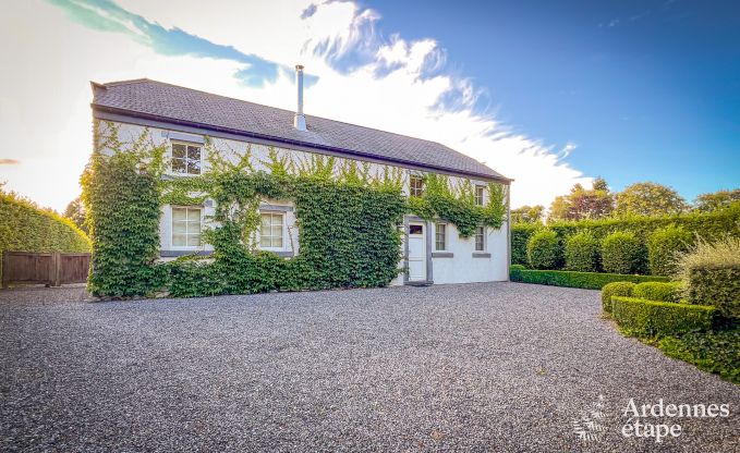 Luxus-Ferienhaus mit Sauna in Bastogne, Ardennen