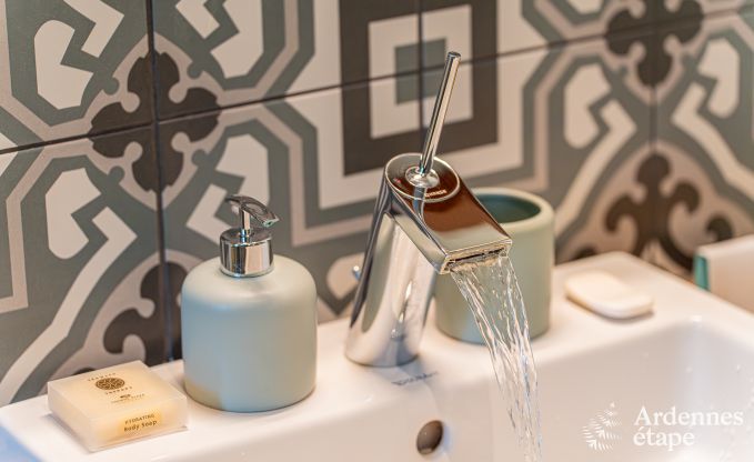 Luxus-Ferienhaus mit Sauna in Bastogne, Ardennen