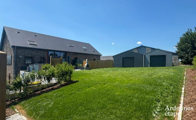 Charmantes Ferienhaus in Bastogne: komfortabler Aufenthalt f�r 8 Personen mit Privatgarten und Ladestation