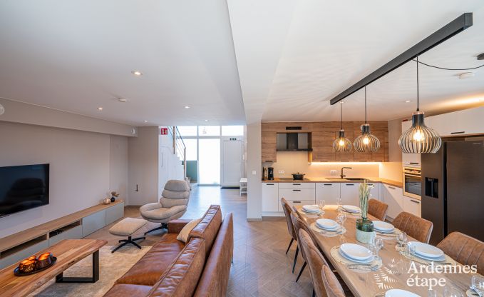 Charmantes Ferienhaus in Bastogne: komfortabler Aufenthalt f�r 8 Personen mit Privatgarten und Ladestation