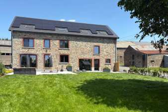 Ferienhaus in Bastogne: Komfort fr 14 Personen mit 6 Schlafzimmern und Privatgarten