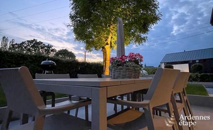 H�bsch restauriertes Ferienhaus in Bastogne, Ardennen