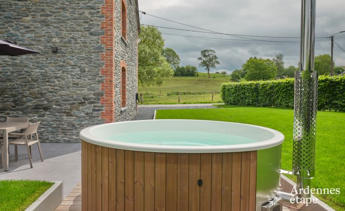 H�bsch restauriertes Ferienhaus in Bastogne, Ardennen