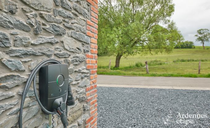 H�bsch restauriertes Ferienhaus in Bastogne, Ardennen