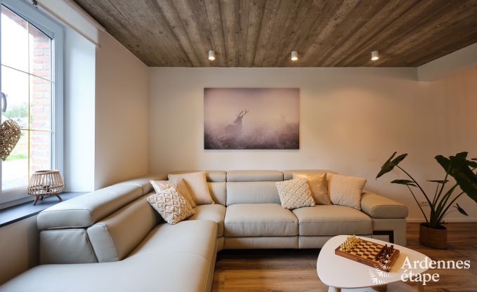 H�bsch restauriertes Ferienhaus in Bastogne, Ardennen