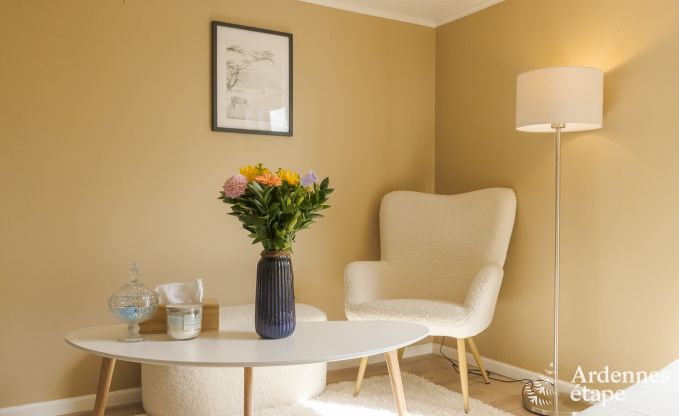 Charmantes Ferienhaus fr 6 Personen in Bastogne mit Innen- und Auenjacuzzi