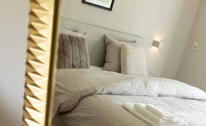 Charmantes Ferienhaus f�r 6 Personen in Bastogne mit Innen- und Au�enjacuzzi