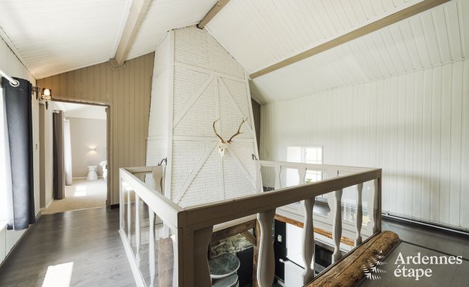 Charmantes Ferienhaus f�r 6 Personen in Bastogne mit Innen- und Au�enjacuzzi