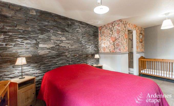 Charmantes Haus in Bastogne in den Ardennen: Unterkunft f�r 18 Personen