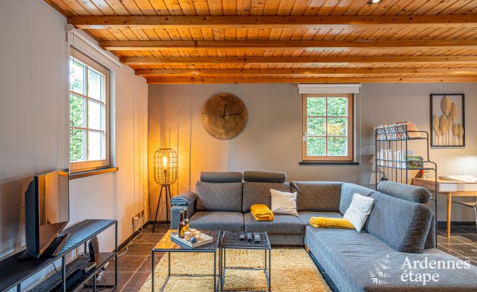 Luxus-Ferienhaus mit Sauna in Bastogne, Ardennen