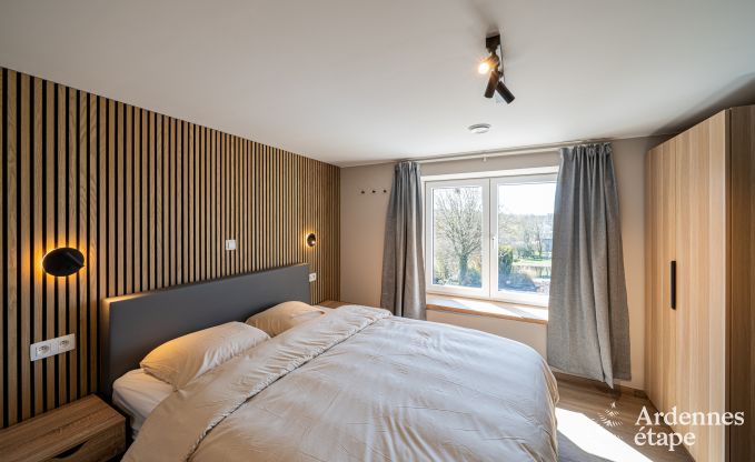 Ferienhaus in Bastogne: ger�umige Unterkunft f�r 14 Personen mit 6 Schlafzimmern und Spielzimmer