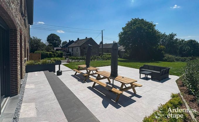 Ferienhaus in Bastogne: ger�umige Unterkunft f�r 14 Personen mit 6 Schlafzimmern und Spielzimmer