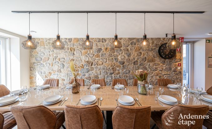 Ferienhaus in Bastogne: ger�umige Unterkunft f�r 14 Personen mit 6 Schlafzimmern und Spielzimmer