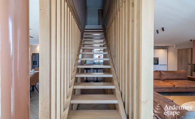 Ferienhaus in Bastogne: ger�umige Unterkunft f�r 14 Personen mit 6 Schlafzimmern und Spielzimmer