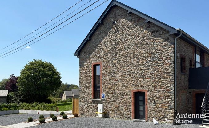 Ferienhaus in Bastogne: ger�umige Unterkunft f�r 22 Personen mit umfangreichen Einrichtungen und 9 Schlafzimmern in den Ardennen