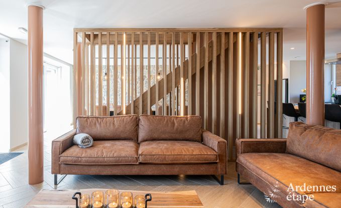 Ferienhaus in Bastogne: ger�umige Unterkunft f�r 22 Personen mit umfangreichen Einrichtungen und 9 Schlafzimmern in den Ardennen