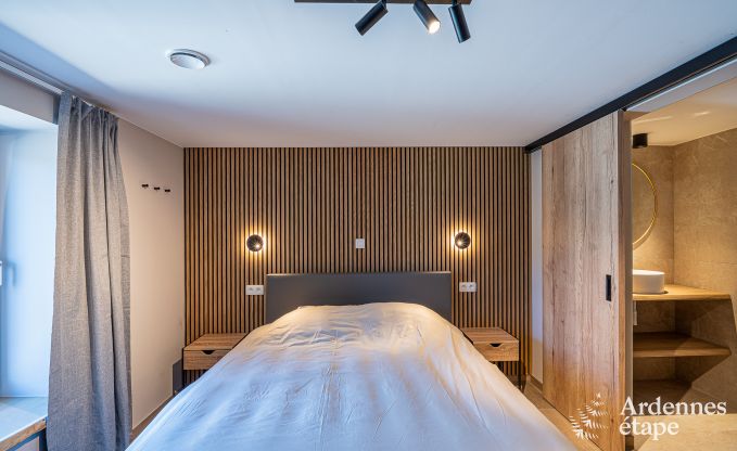 Ferienhaus in Bastogne: ger�umige Unterkunft f�r 22 Personen mit umfangreichen Einrichtungen und 9 Schlafzimmern in den Ardennen