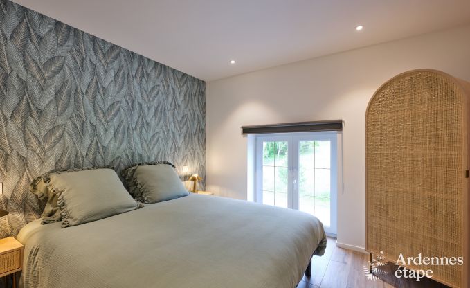 Hbsch restauriertes Ferienhaus in Bastogne, Ardennen