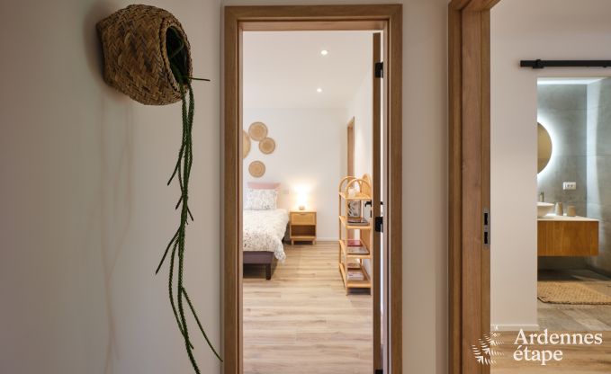 Hbsch restauriertes Ferienhaus in Bastogne, Ardennen