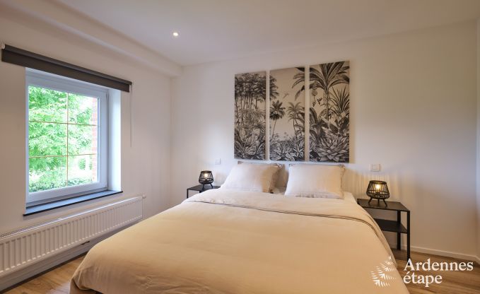 Hbsch restauriertes Ferienhaus in Bastogne, Ardennen