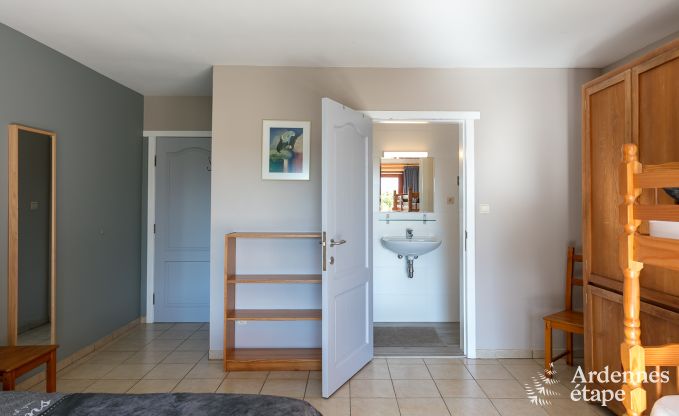 Gerumiges Chalet fr Gruppen in Beauraing, Ardennen