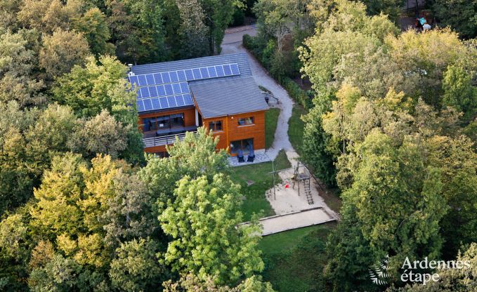 Gerumiges Chalet fr Gruppen in Beauraing, Ardennen