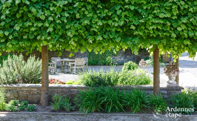 Schloss Beauraing 12 Pers. Ardennen Wellness