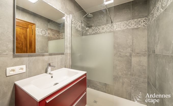 Schloss Beauraing 38 Pers. Ardennen Schwimmbad Wellness Behinderten gerecht