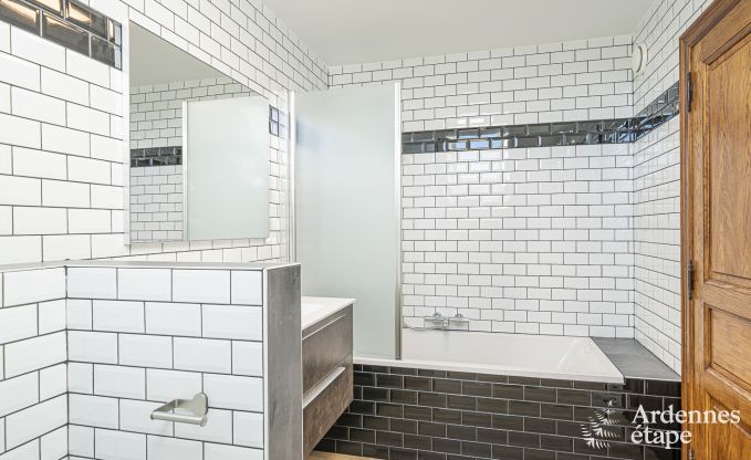 Schloss Beauraing 38 Pers. Ardennen Schwimmbad Wellness Behinderten gerecht