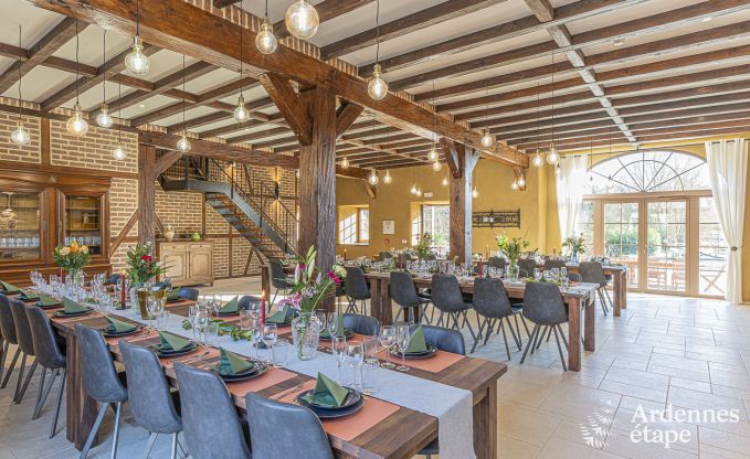 Schloss Beauraing 38 Pers. Ardennen Schwimmbad Wellness Behinderten gerecht