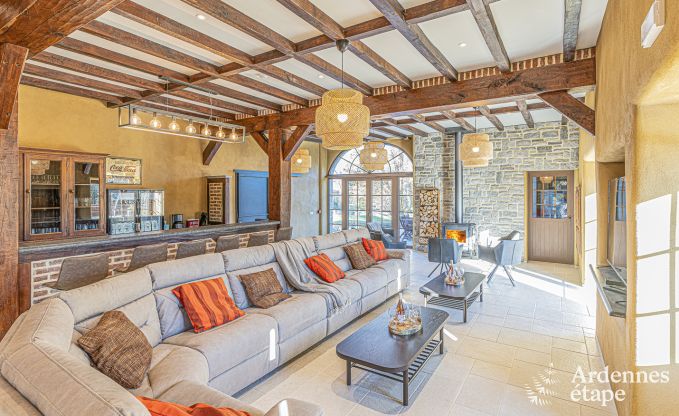 Schloss Beauraing 38 Pers. Ardennen Schwimmbad Wellness Behinderten gerecht