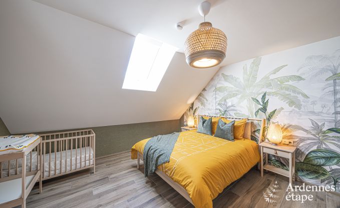 Schloss Beauraing 38 Pers. Ardennen Schwimmbad Wellness Behinderten gerecht