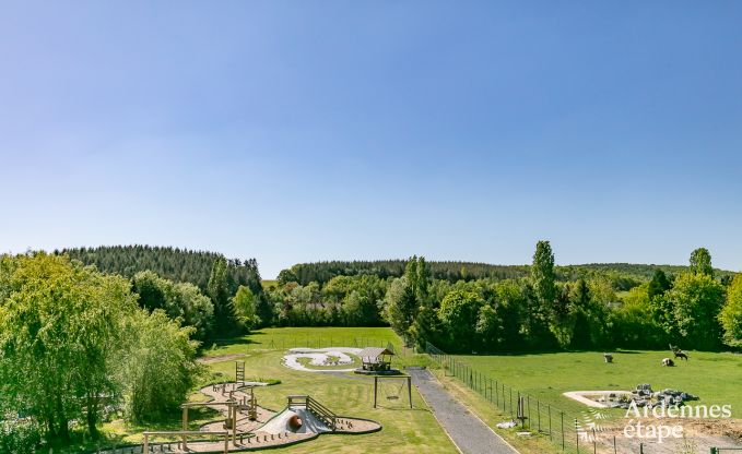 Schloss Beauraing 38 Pers. Ardennen Schwimmbad Wellness Behinderten gerecht
