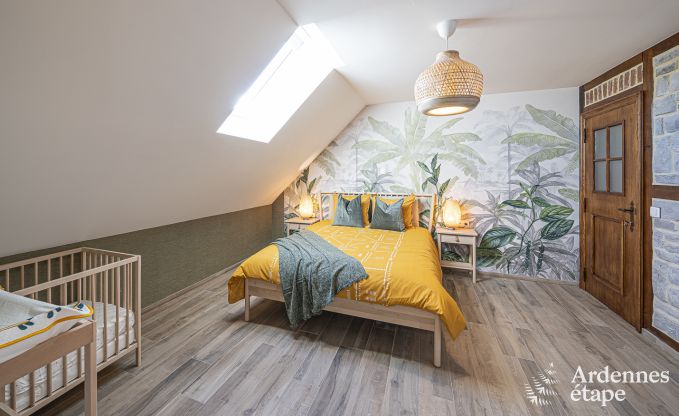 Schloss Beauraing 38 Pers. Ardennen Schwimmbad Wellness Behinderten gerecht