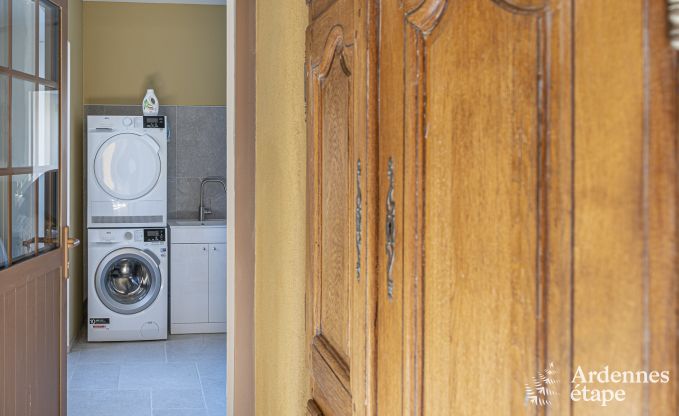 Schloss Beauraing 38 Pers. Ardennen Schwimmbad Wellness Behinderten gerecht