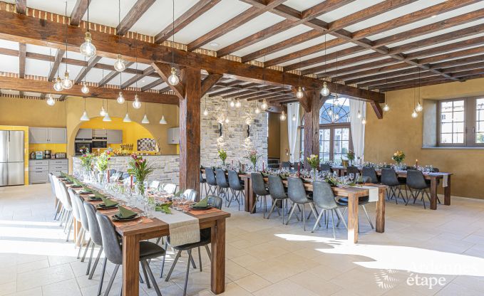 Schloss Beauraing 38 Pers. Ardennen Schwimmbad Wellness Behinderten gerecht