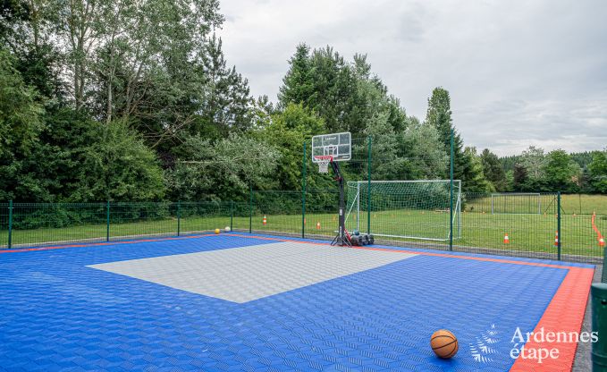 Schloss Beauraing 38 Pers. Ardennen Schwimmbad Wellness Behinderten gerecht